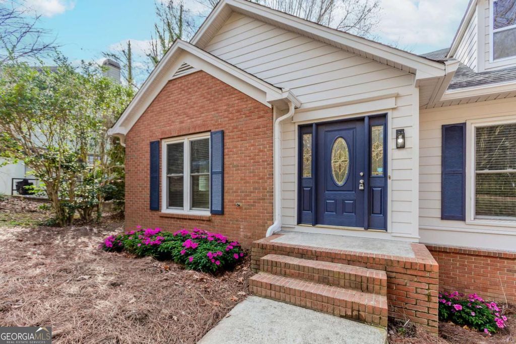 Photo of 3083 Rock Creek Drive, Rex, GA 30273 (MLS # 10656755)