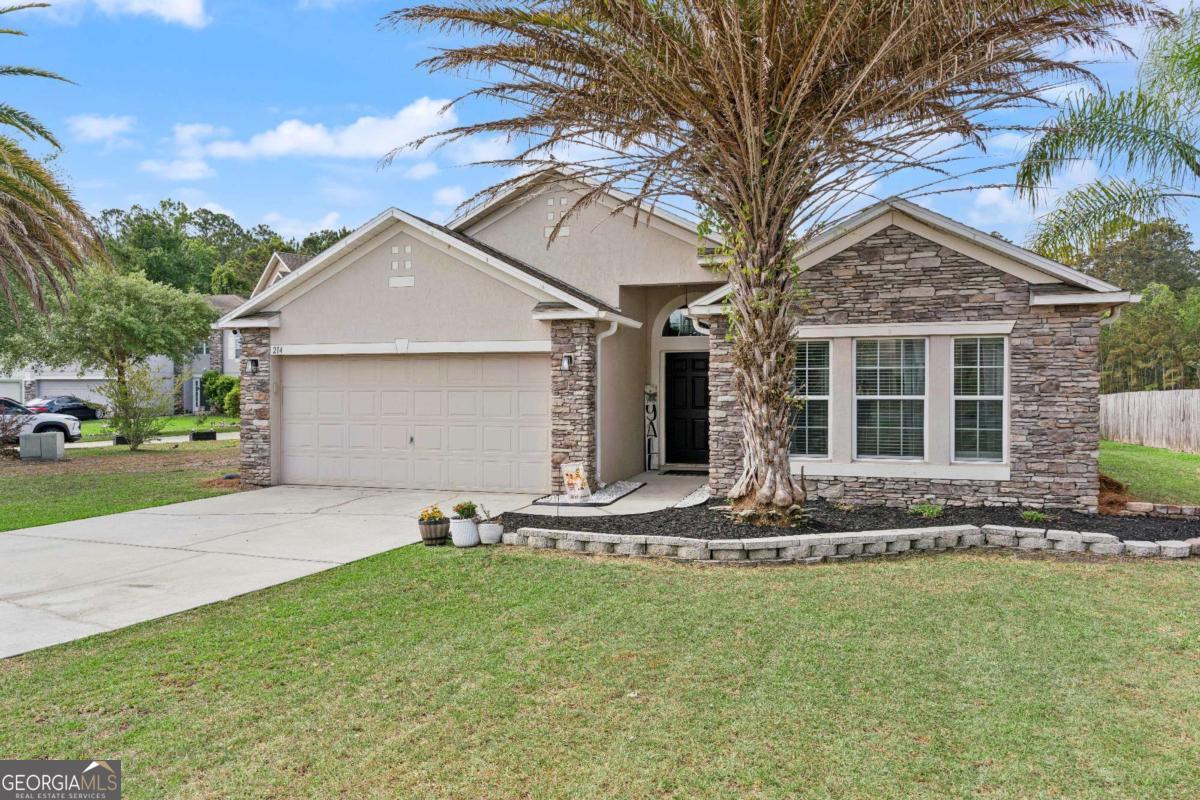 214 Pine Bluff WAY