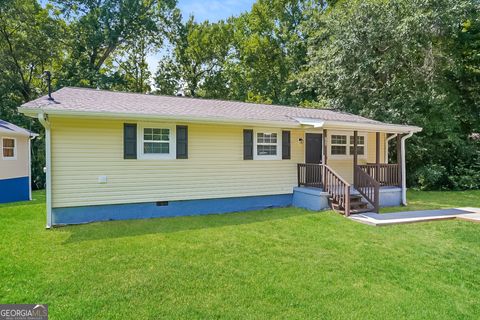 Photo of 200 Dodd Street, Fairburn, GA 30213 (MLS # 10672519)