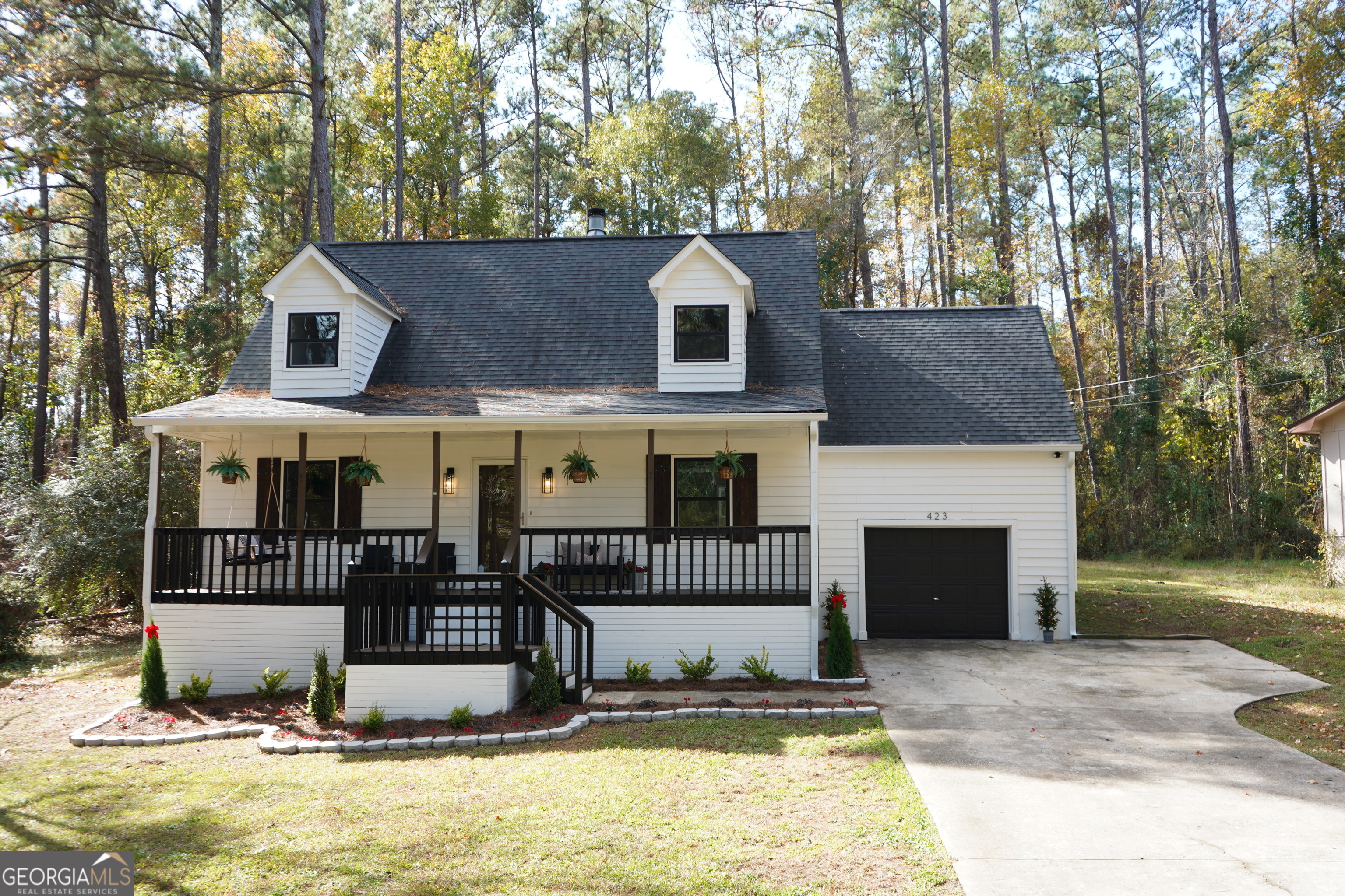 Photo 1 of 31 — 423 Table Mountain DR, Macon, GA 31220