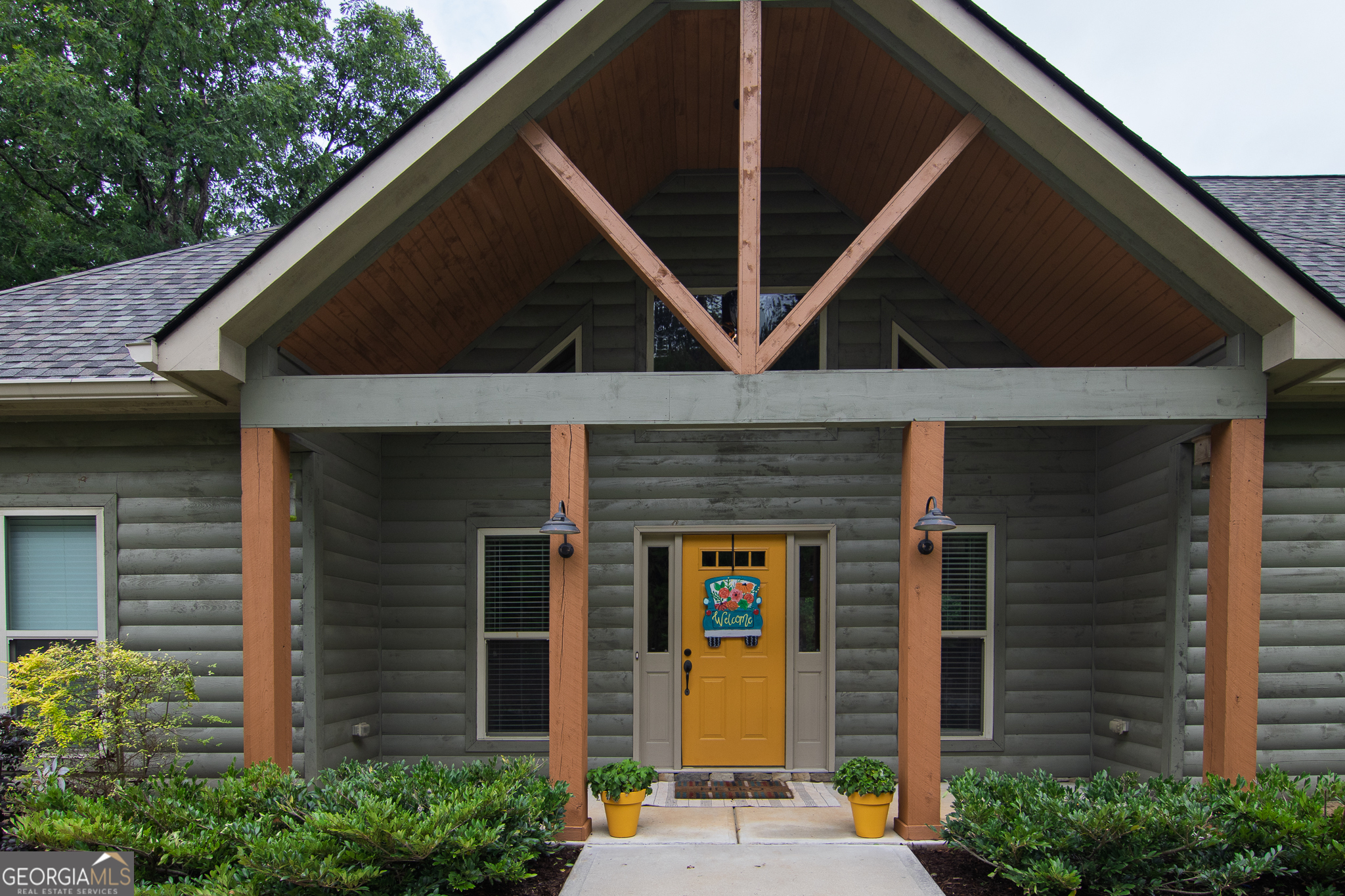 299 Savior LN
