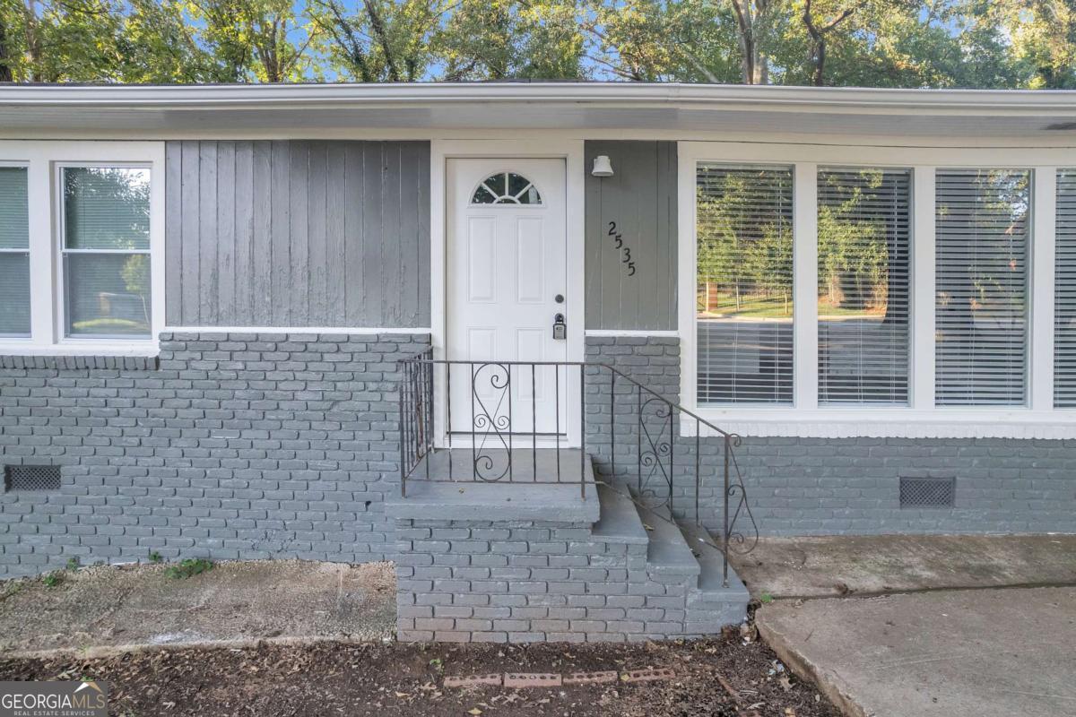 2535 Lakewood AVE SW