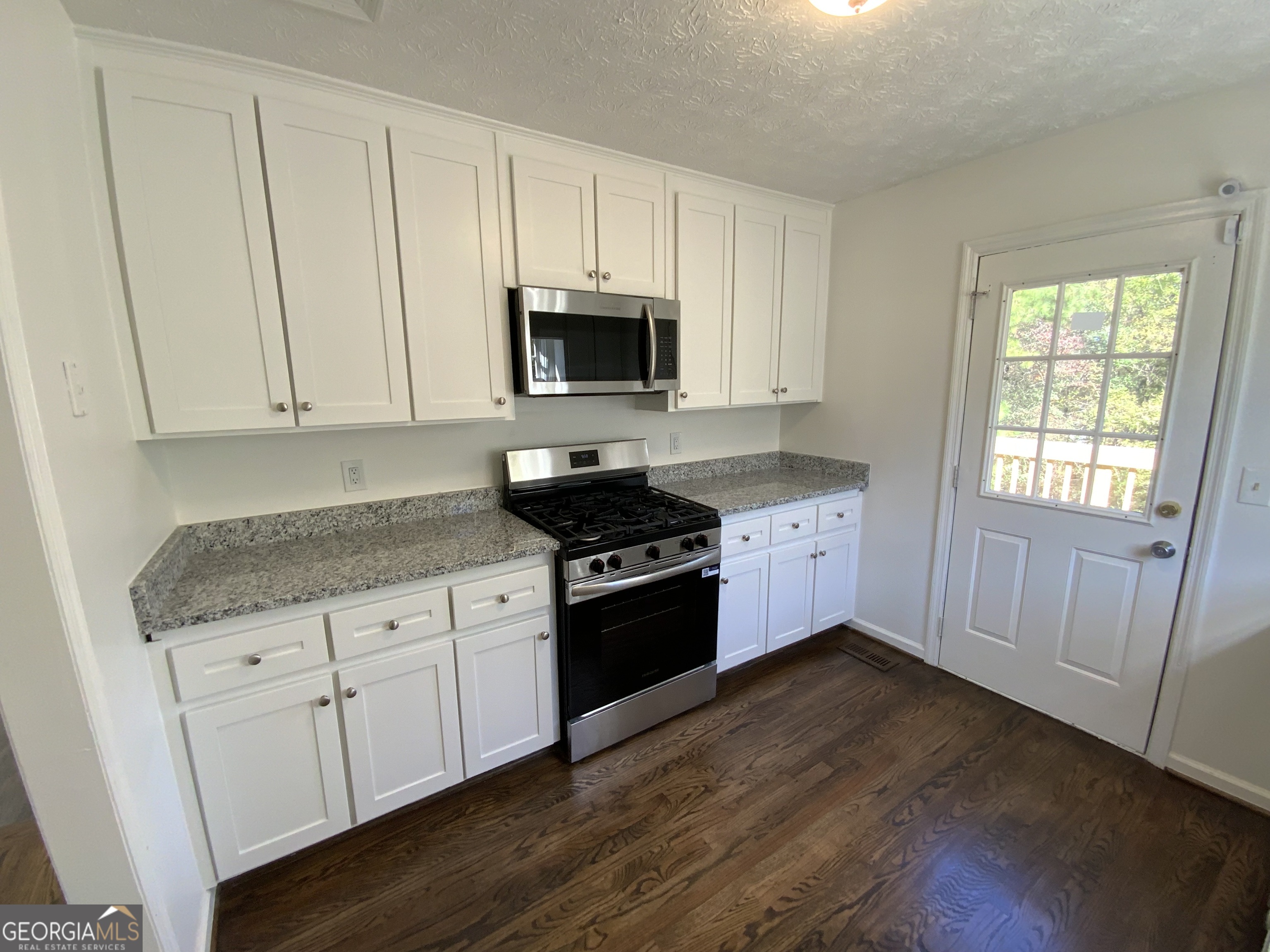 RIDGEWOOD ESTATES 02 - Residential