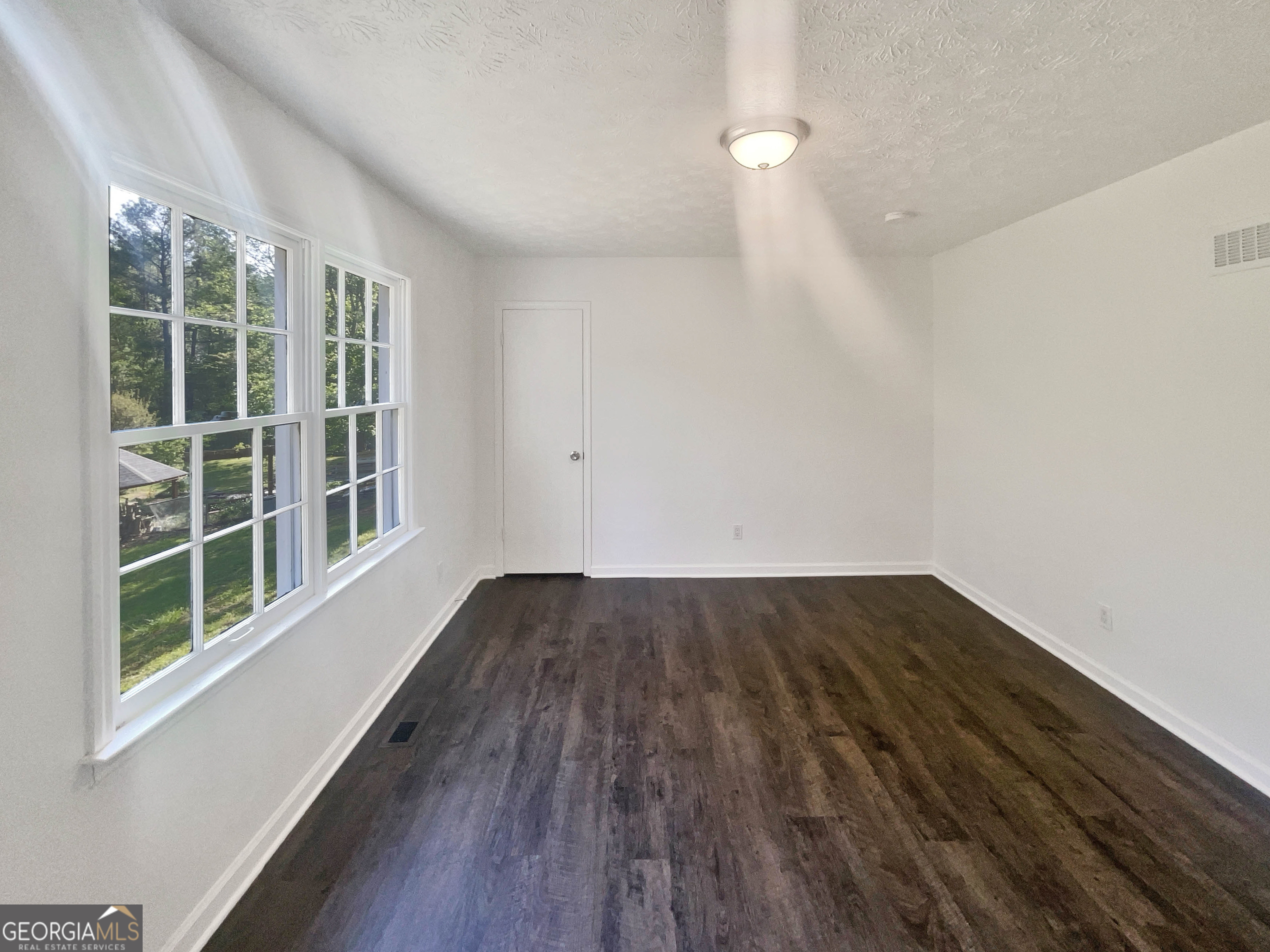 RIDGEWOOD ESTATES 02 - Residential