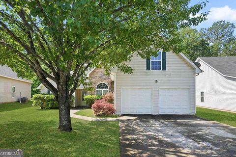 A home in Douglasville