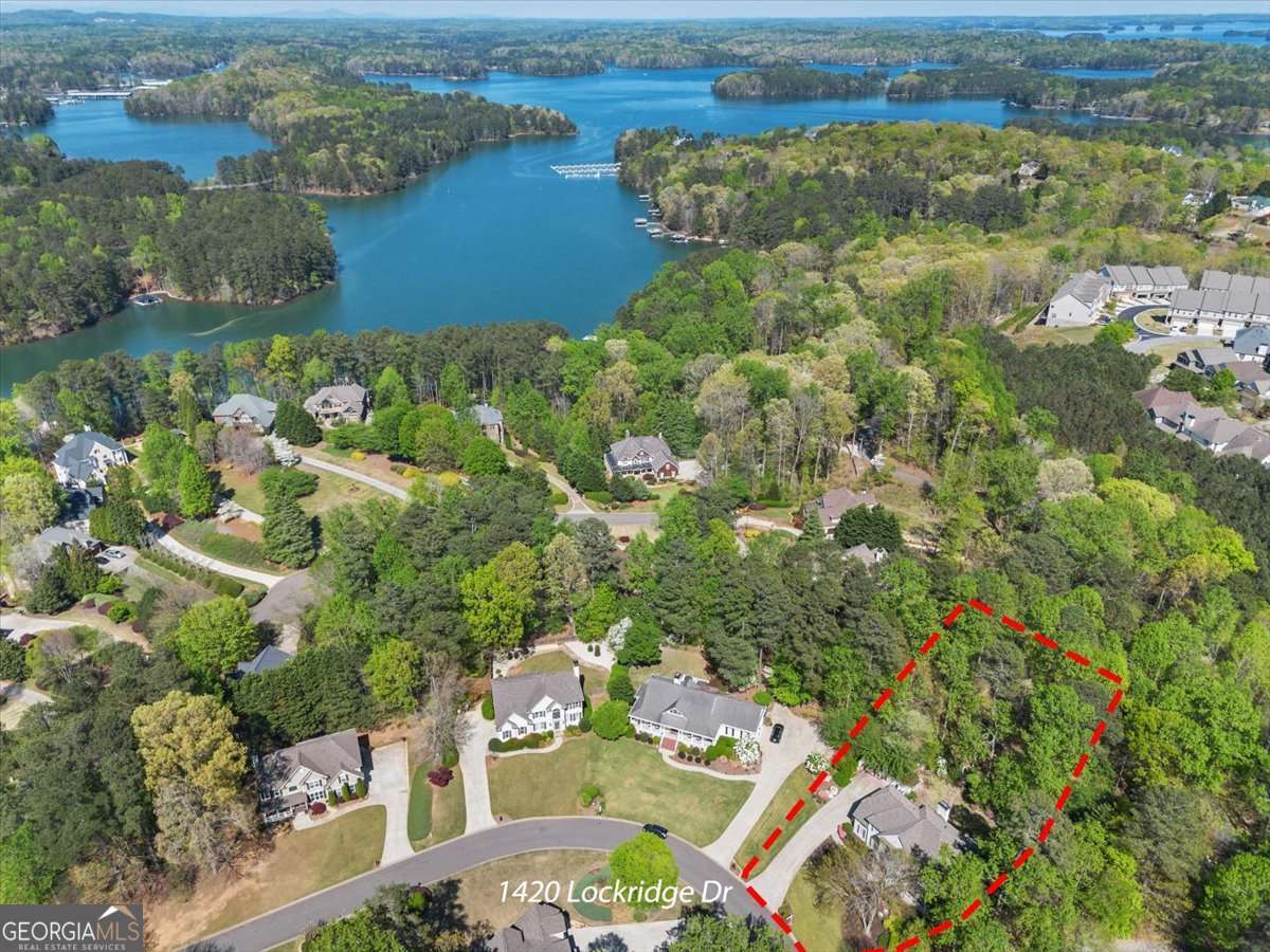 1420 Lockridge DR