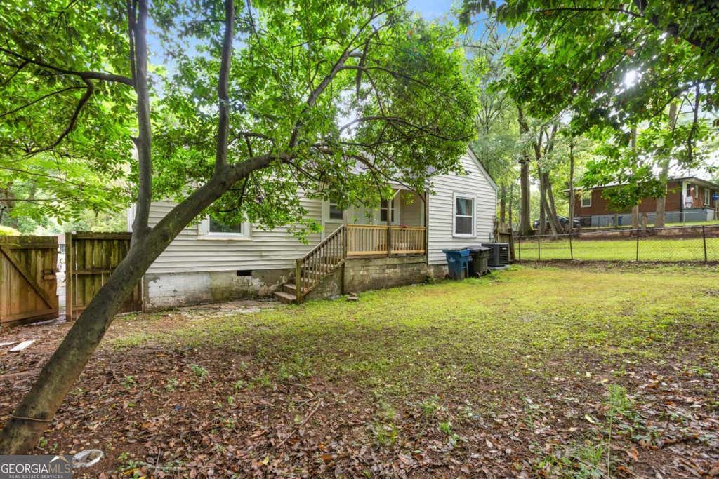 Photo of 1826 E Farris Avenue, Atlanta, GA 30344 (MLS # 10777904)