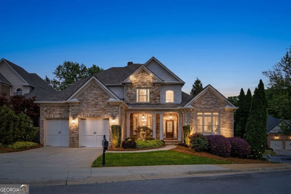 Photo of 405 Forrest Lane, Gainesville, GA 30501 (MLS # 10736126)