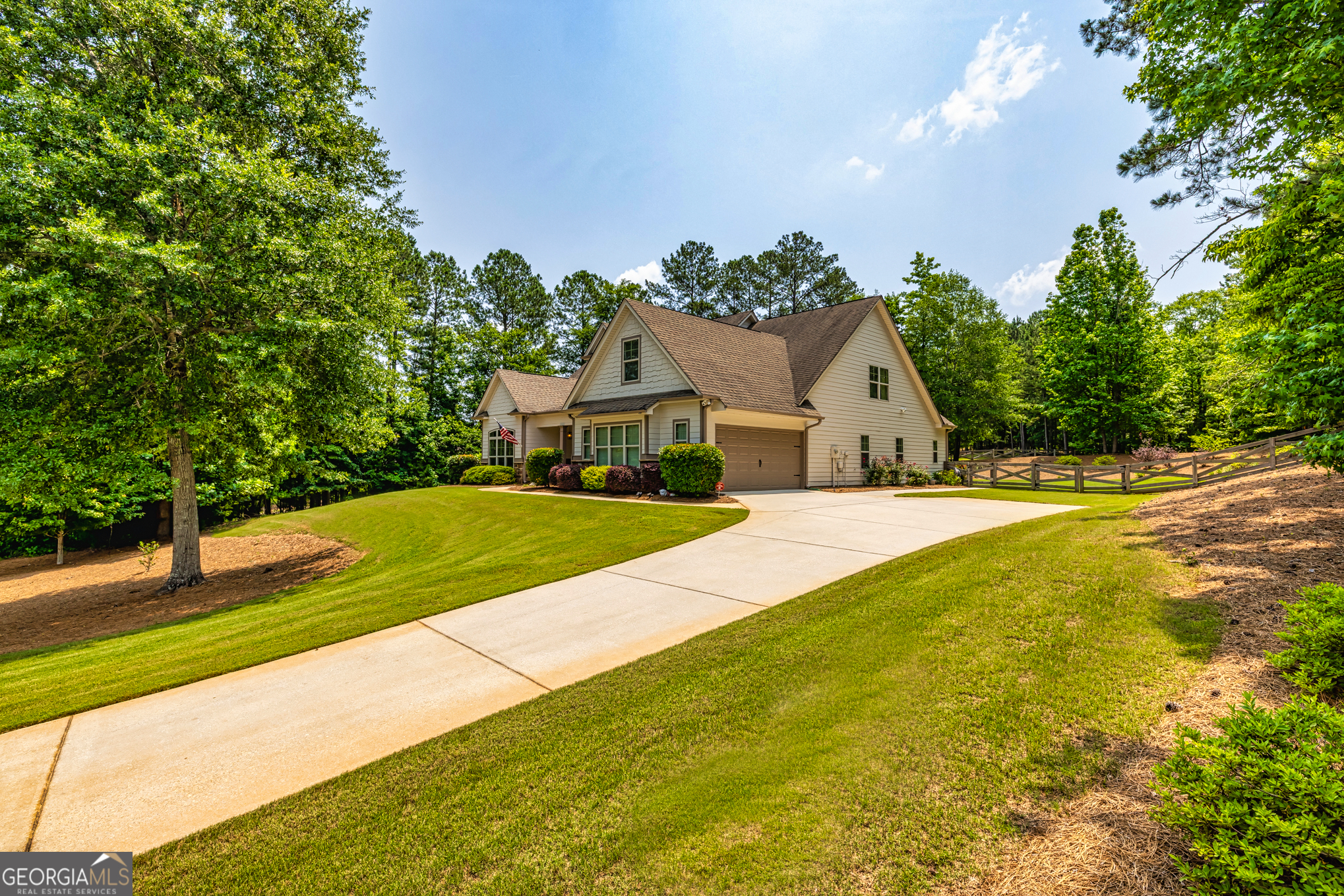 172 Walden Pond TRL