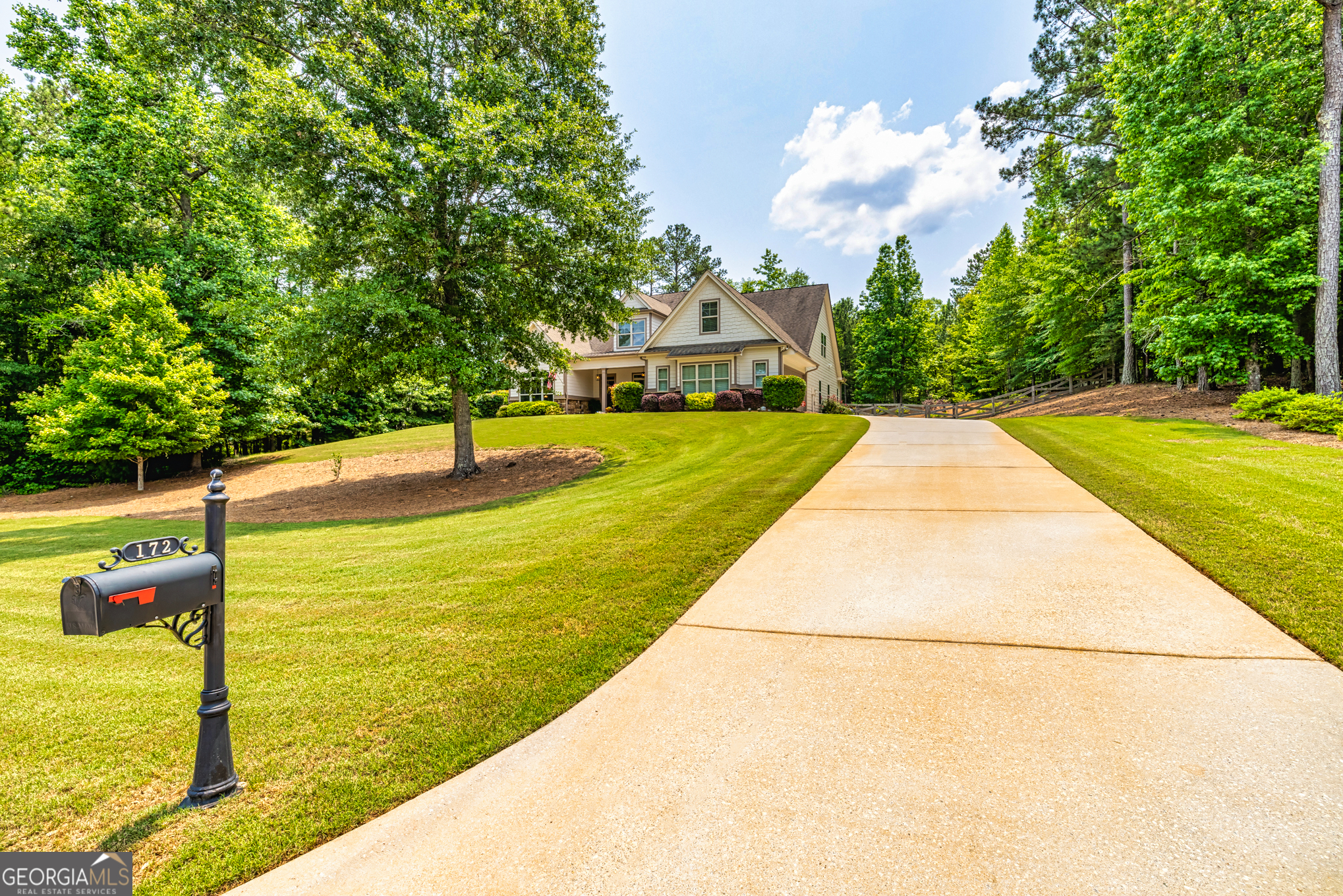172 Walden Pond TRL