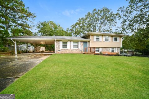 Photo of 82 Heron Drive, Riverdale, GA 30274 (MLS # 10614960)