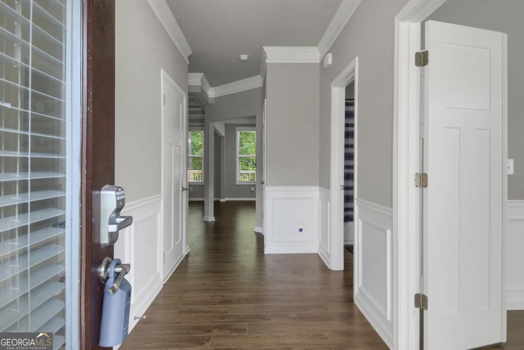Photo of 2004 Brittlebank Lane, Lawrenceville, GA 30043 (MLS # 10753608)