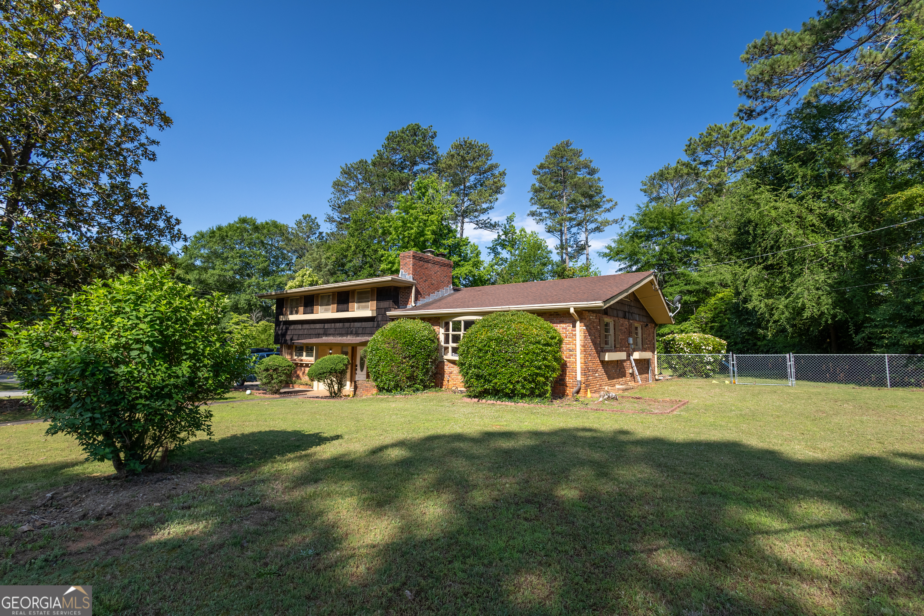 6214 Crestview DR SE