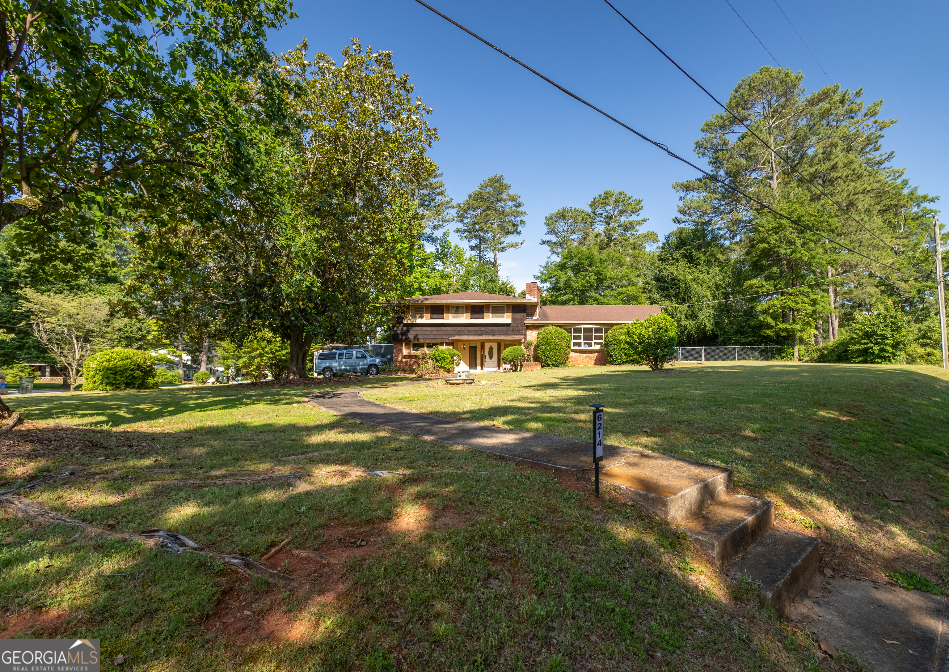 6214 Crestview DR SE