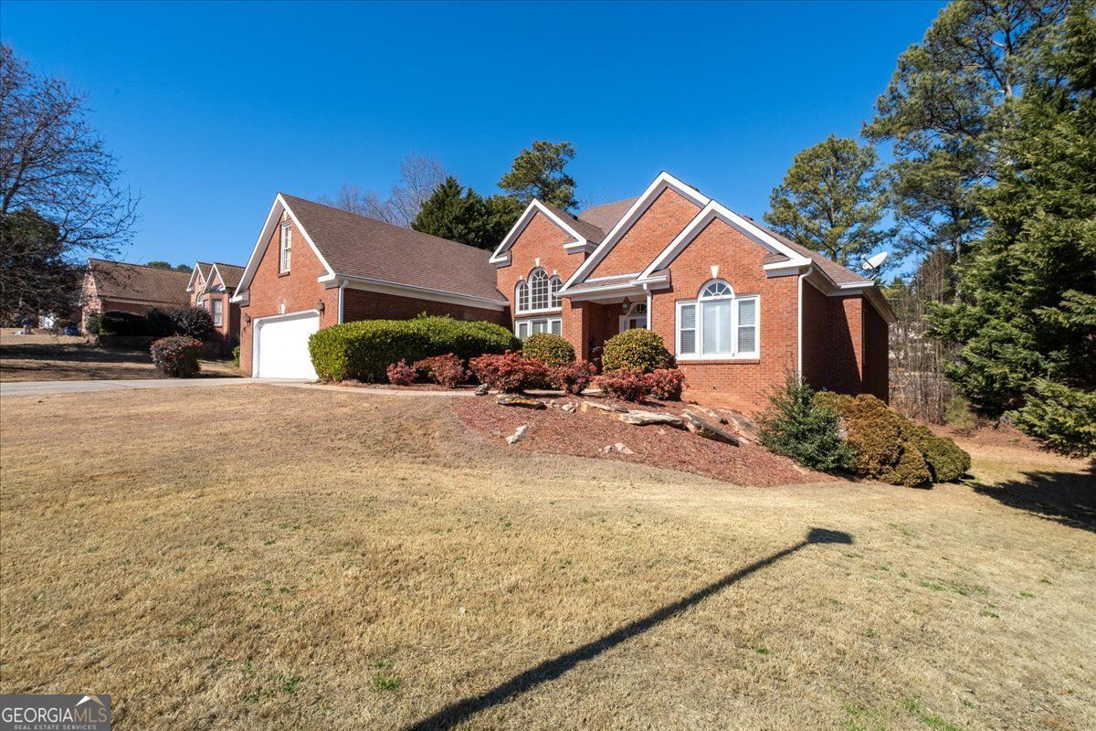 1175 Lewis Ridge CIR