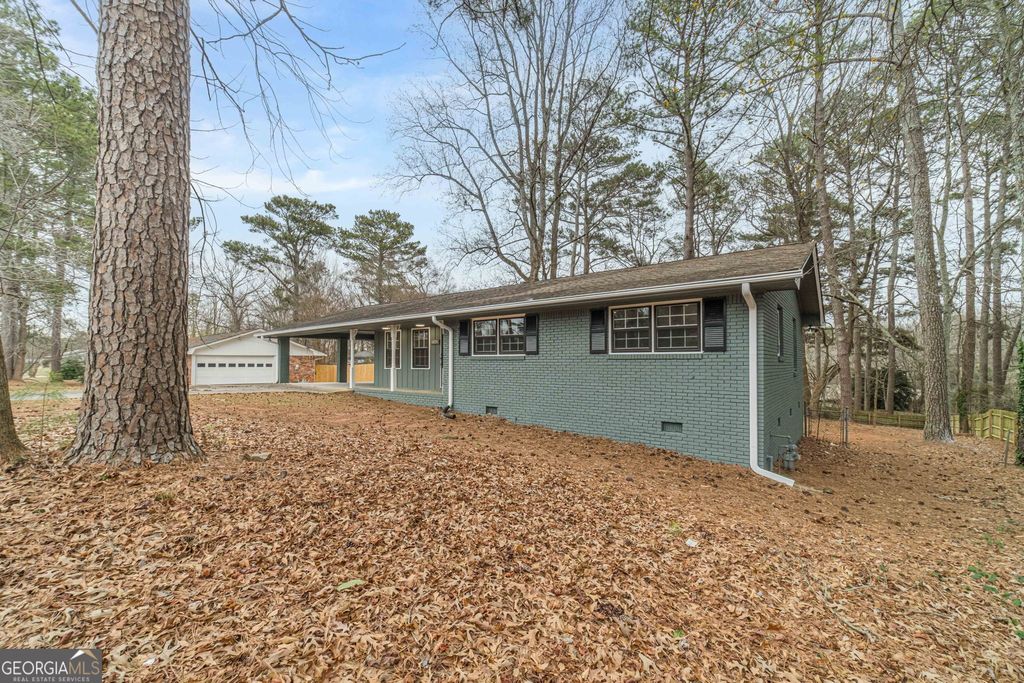Photo of 1678 Pounds Road, Stone Mountain, GA 30087 (MLS # 10673591)