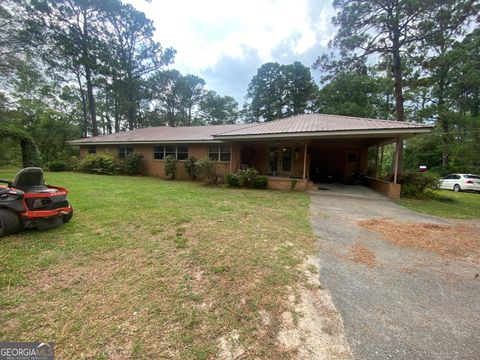 A home in Cochran