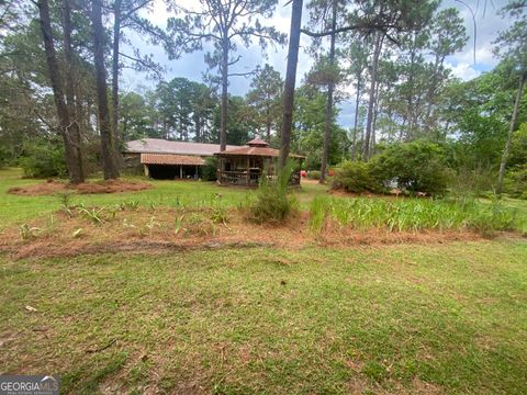 A home in Cochran