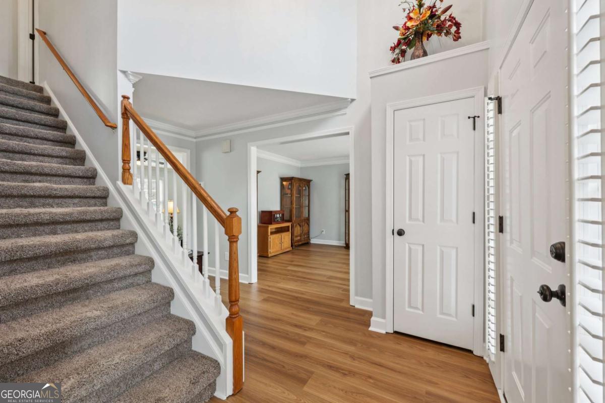 4304 Cedar Bluff WAY SW