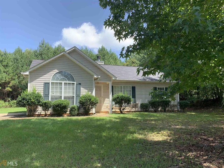 Wonderful opportunity to own this 3 bedrooms 2 bath home on a nice lot. Features family room with fireplace, spacious kitchen with ample cabinets and a large backyard. Needs some TLC. Great opportunity for a homeowner looking to customize or add to their investment portfolio.