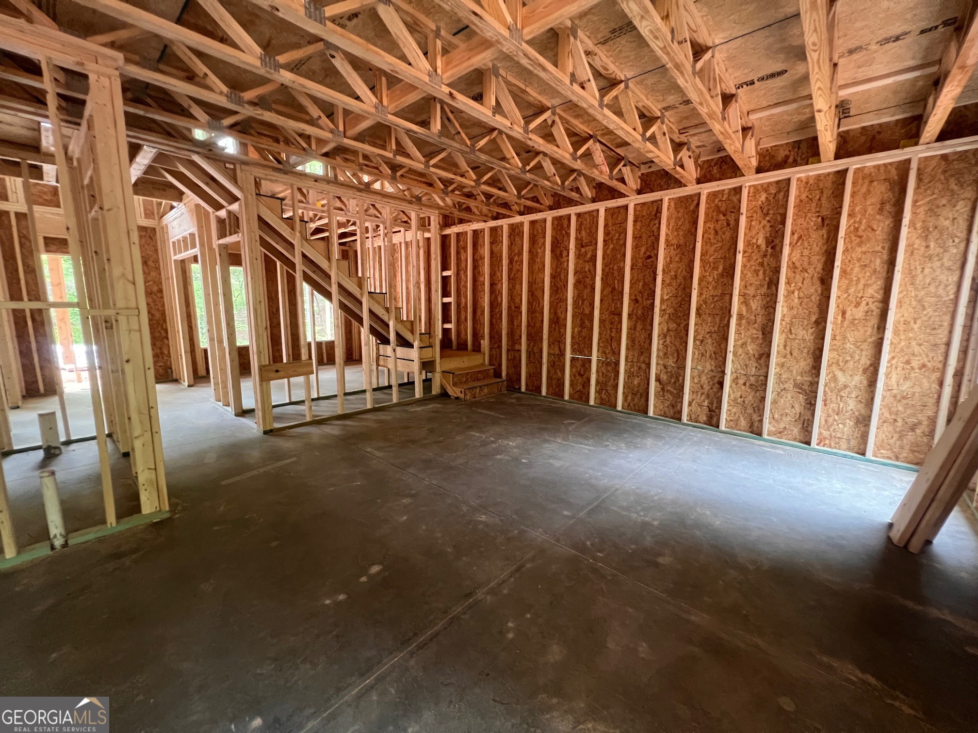 539 N Falling Water DR