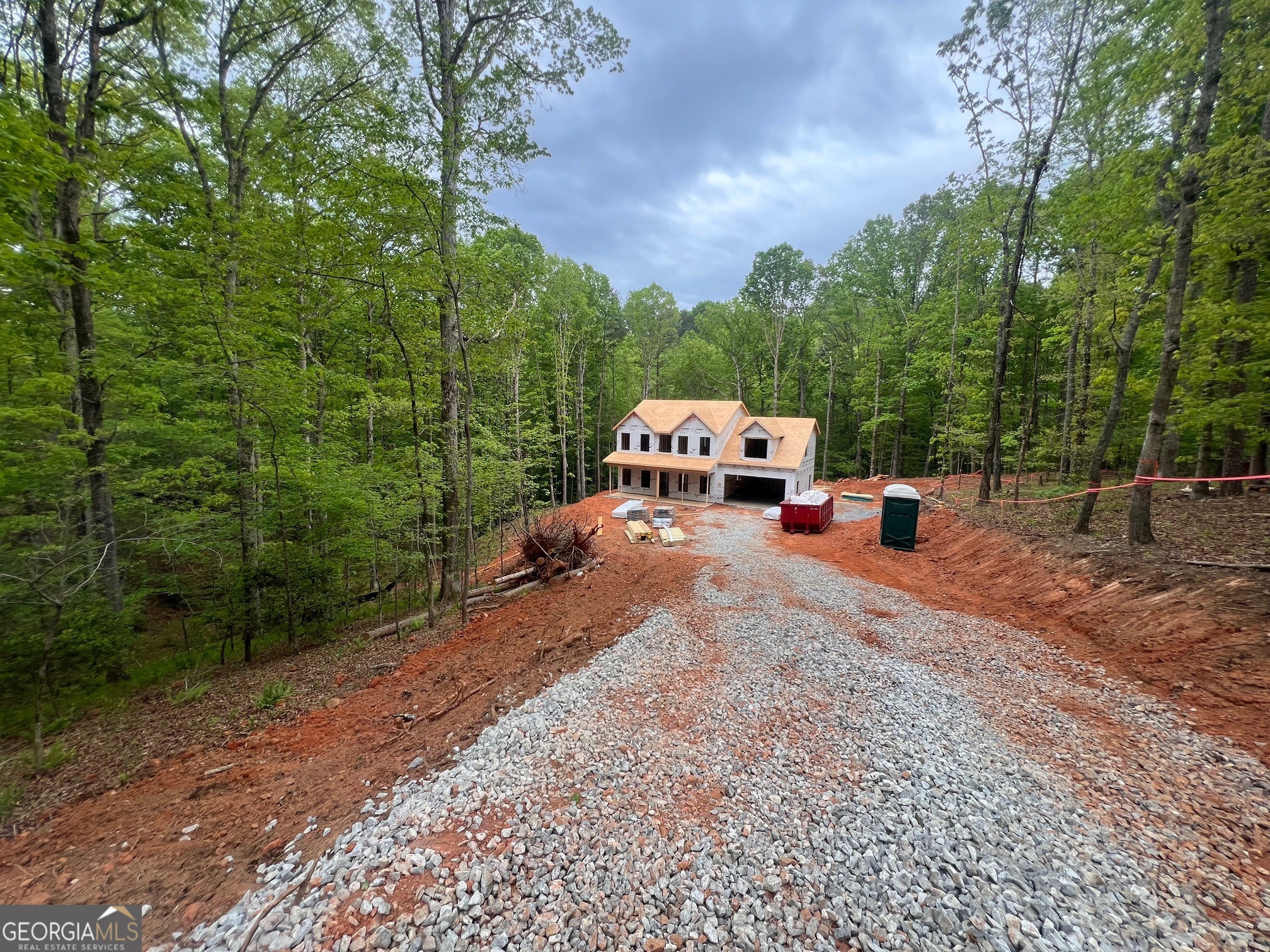 539 N Falling Water DR