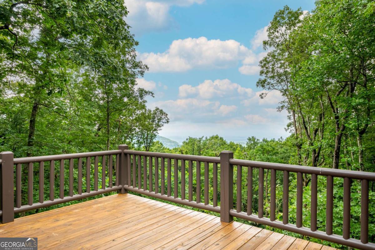 31 High Cliff RD