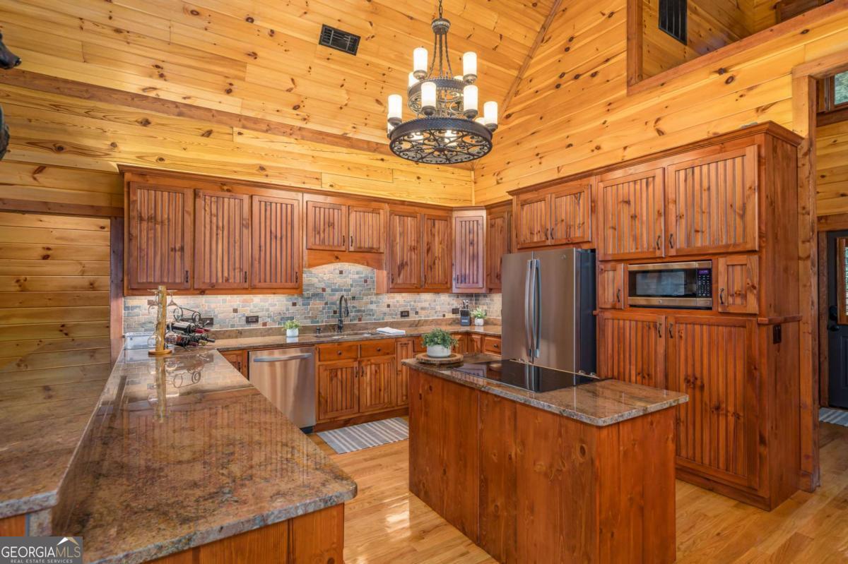 31 High Cliff RD