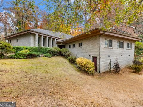 Photo of 2153 Starfire Drive NE, Atlanta, GA 30345 (MLS # 10706629)