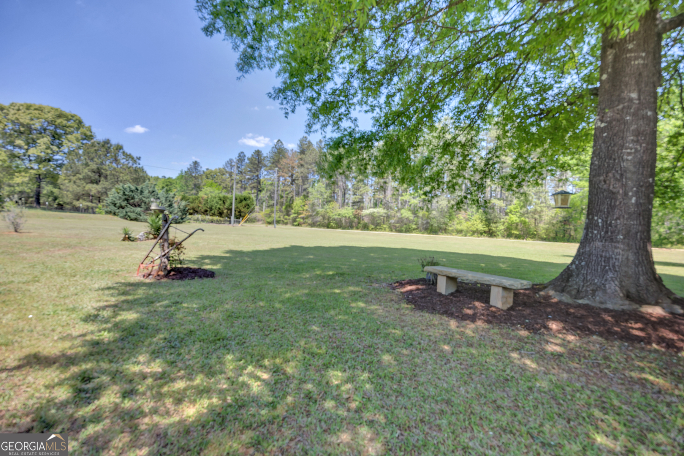 1700 Aqua RD
