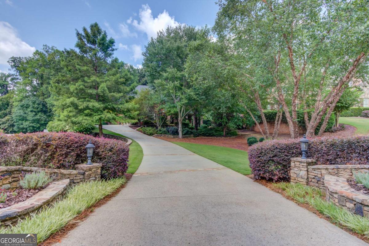 2450 Shumard Oak DR
