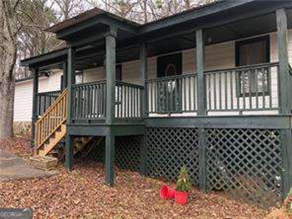 Photo of 4744 Chickasaw Way SE, Acworth, GA 30102 (MLS # 10671915)