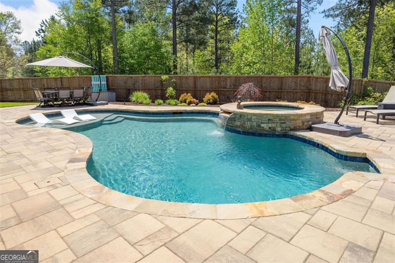 2111 HARMONY DR