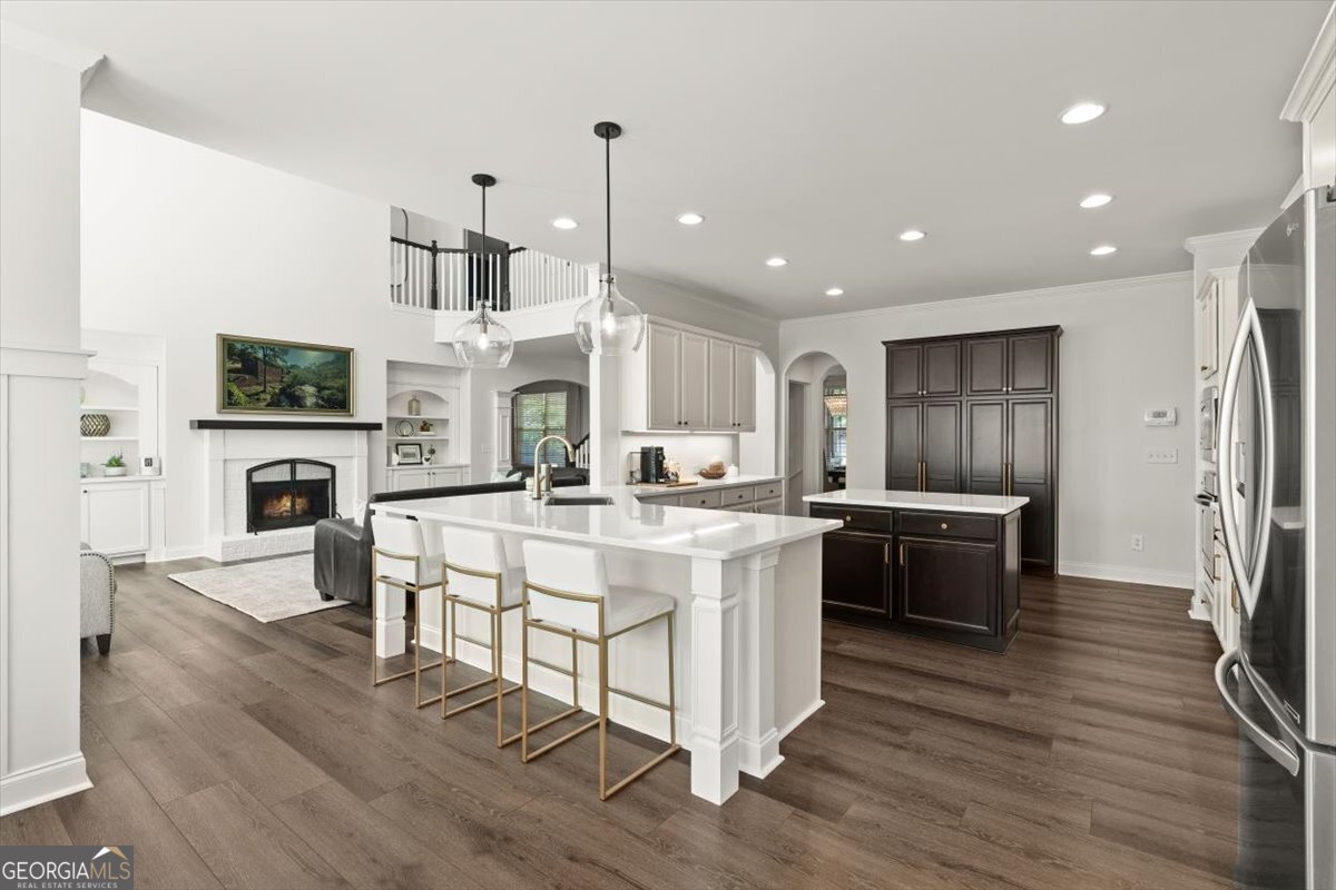 500 Lakeview CT
