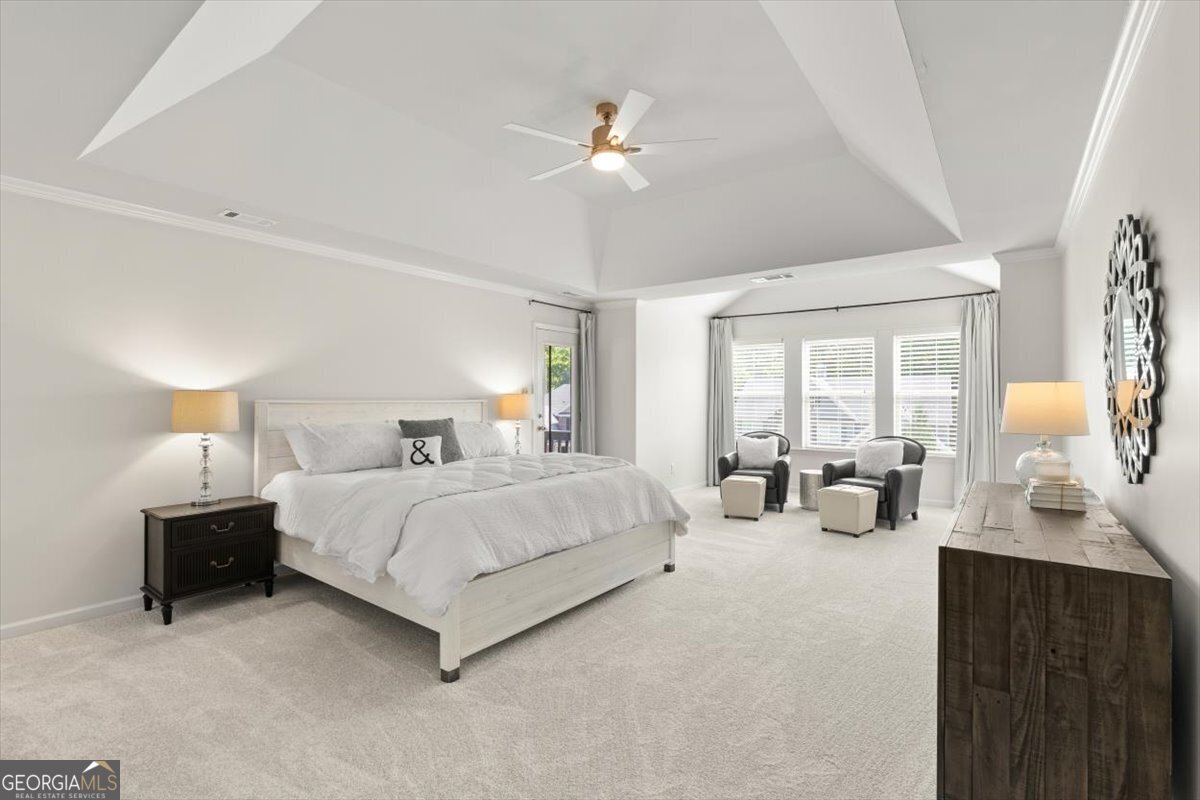 500 Lakeview CT