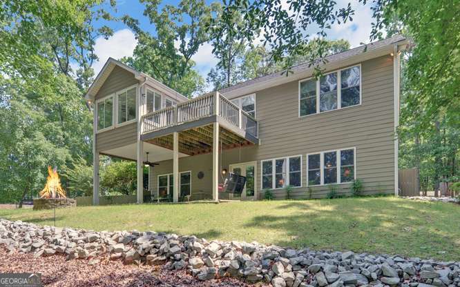 94 Westwood CIR