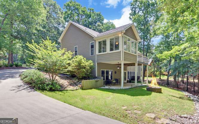 94 Westwood CIR