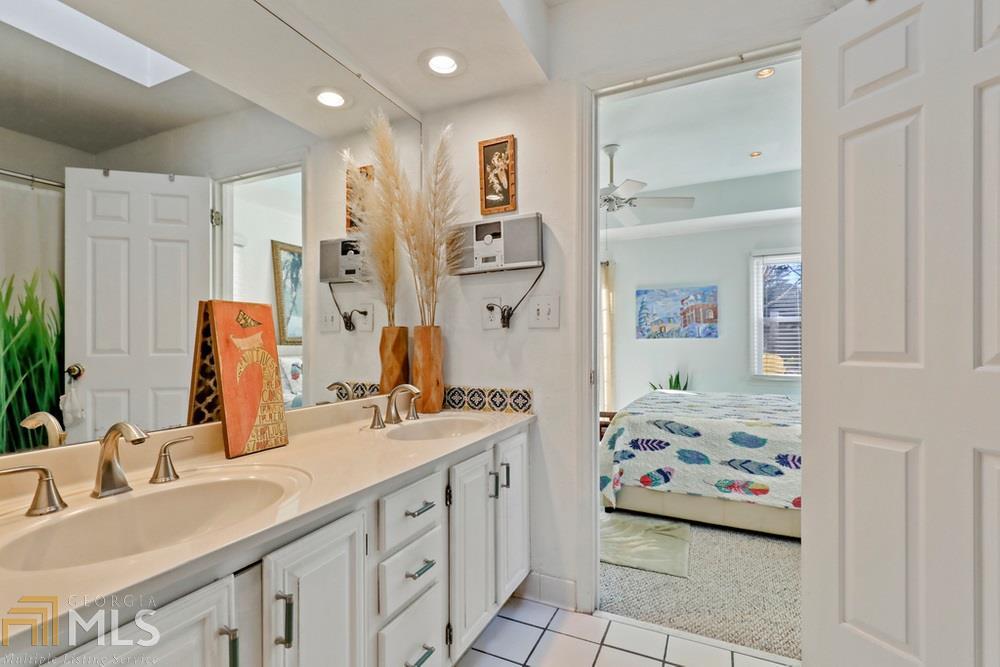 Rockridge Place - Residential