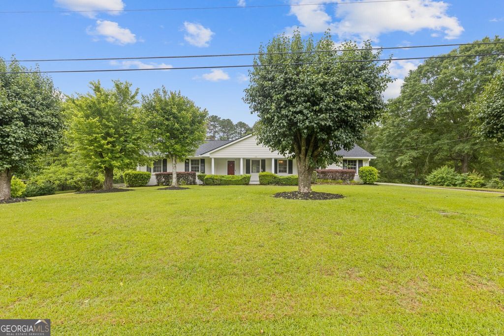 Photo of 256 Teresa Lane, Loganville, GA 30052 (MLS # 10731969)