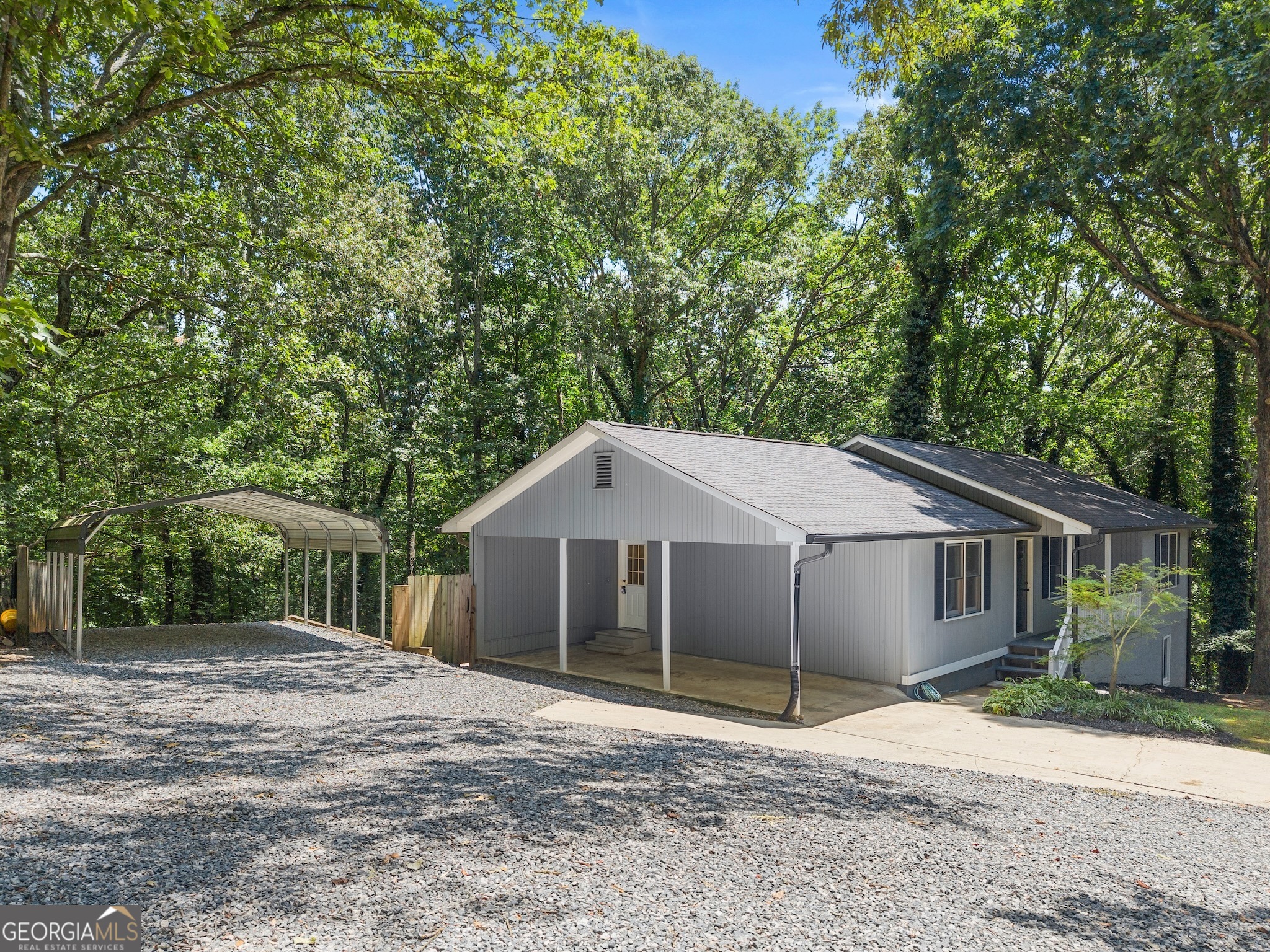 3651 Greencrest RD