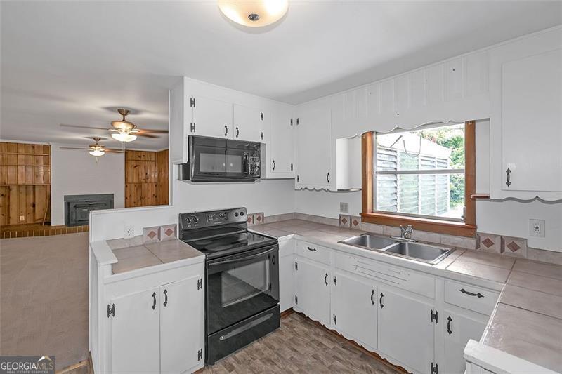 Kinridge Acres - Residential Lease