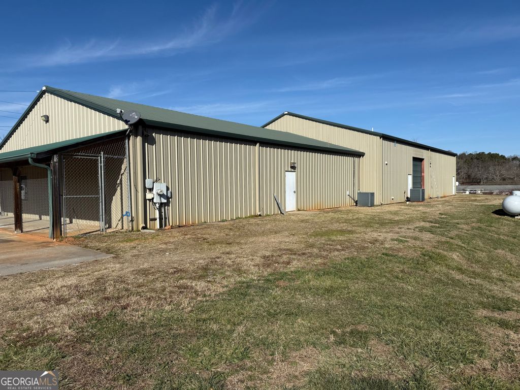 Photo of 4822 Highway 115, Clarkesville, GA 30523 (MLS # 10676361)