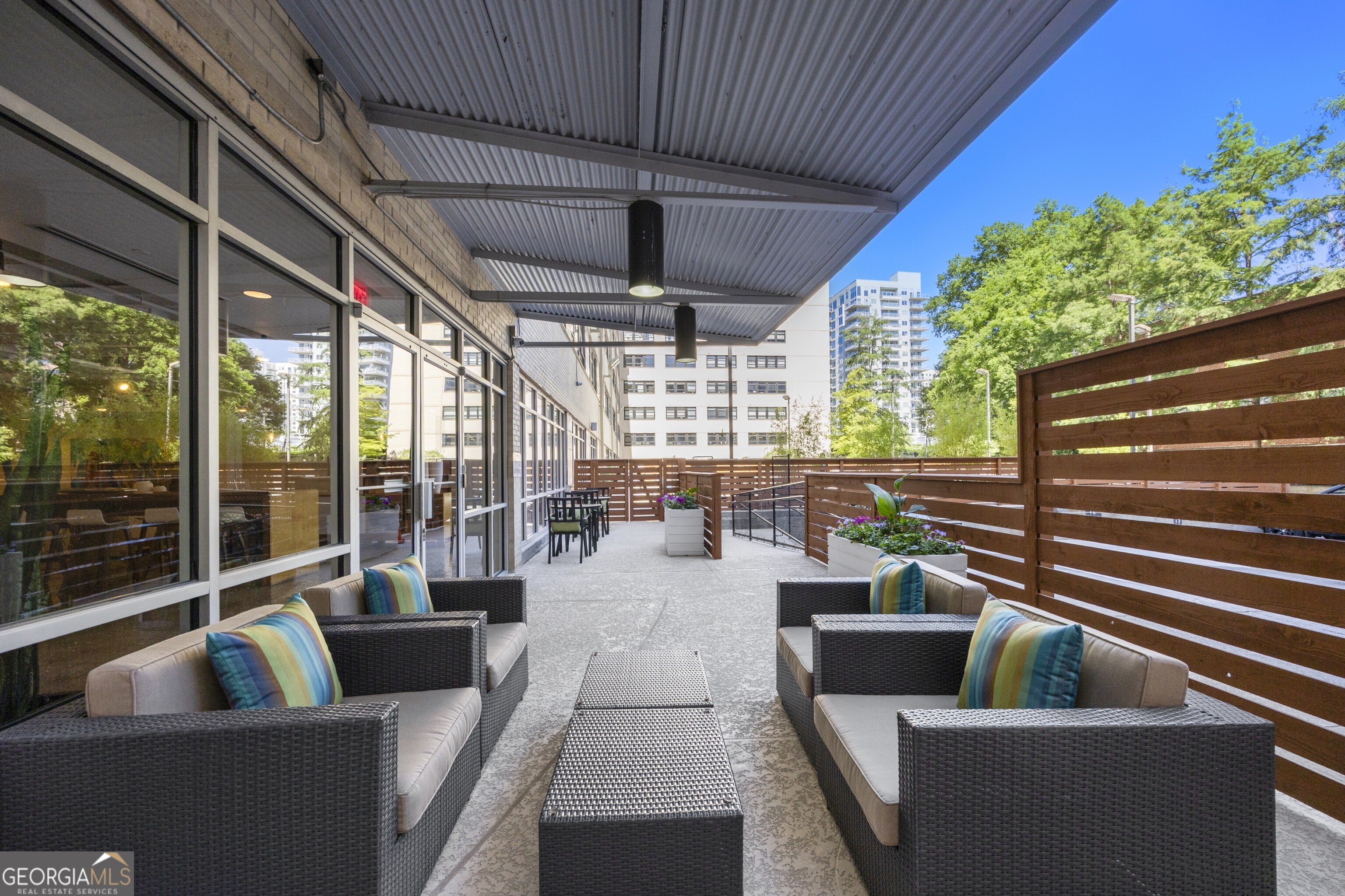 PEACHTREE LOFTS - Residential