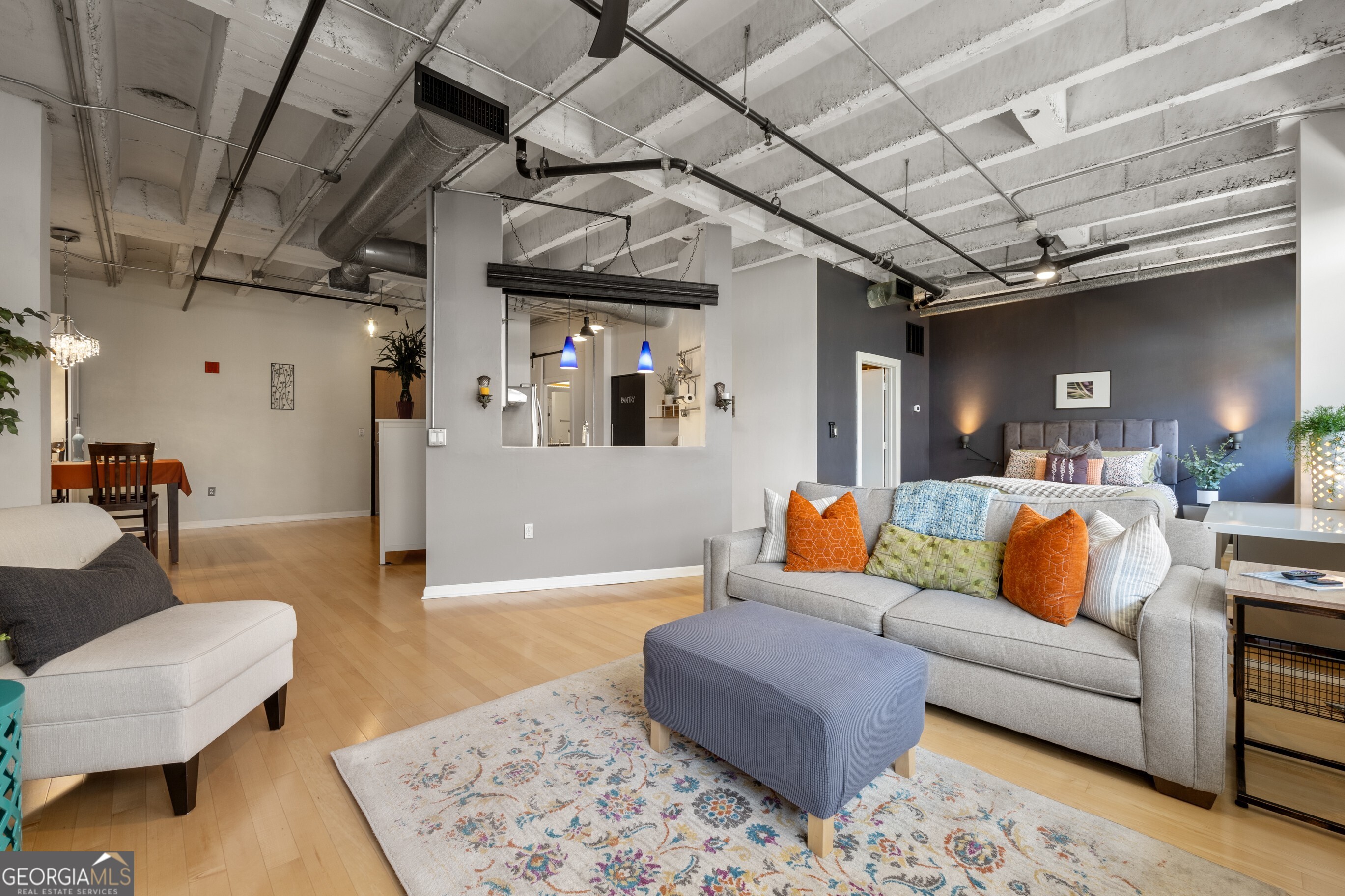 PEACHTREE LOFTS - Residential