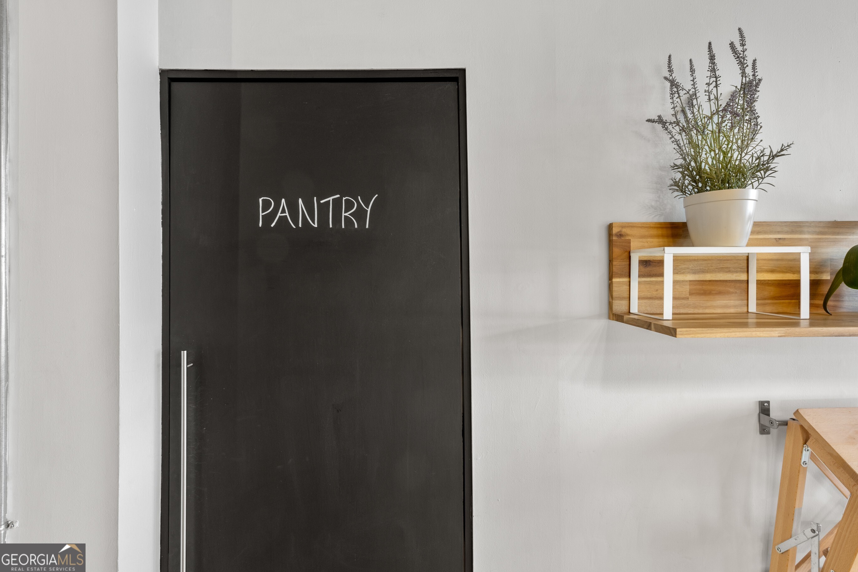 PEACHTREE LOFTS - Residential