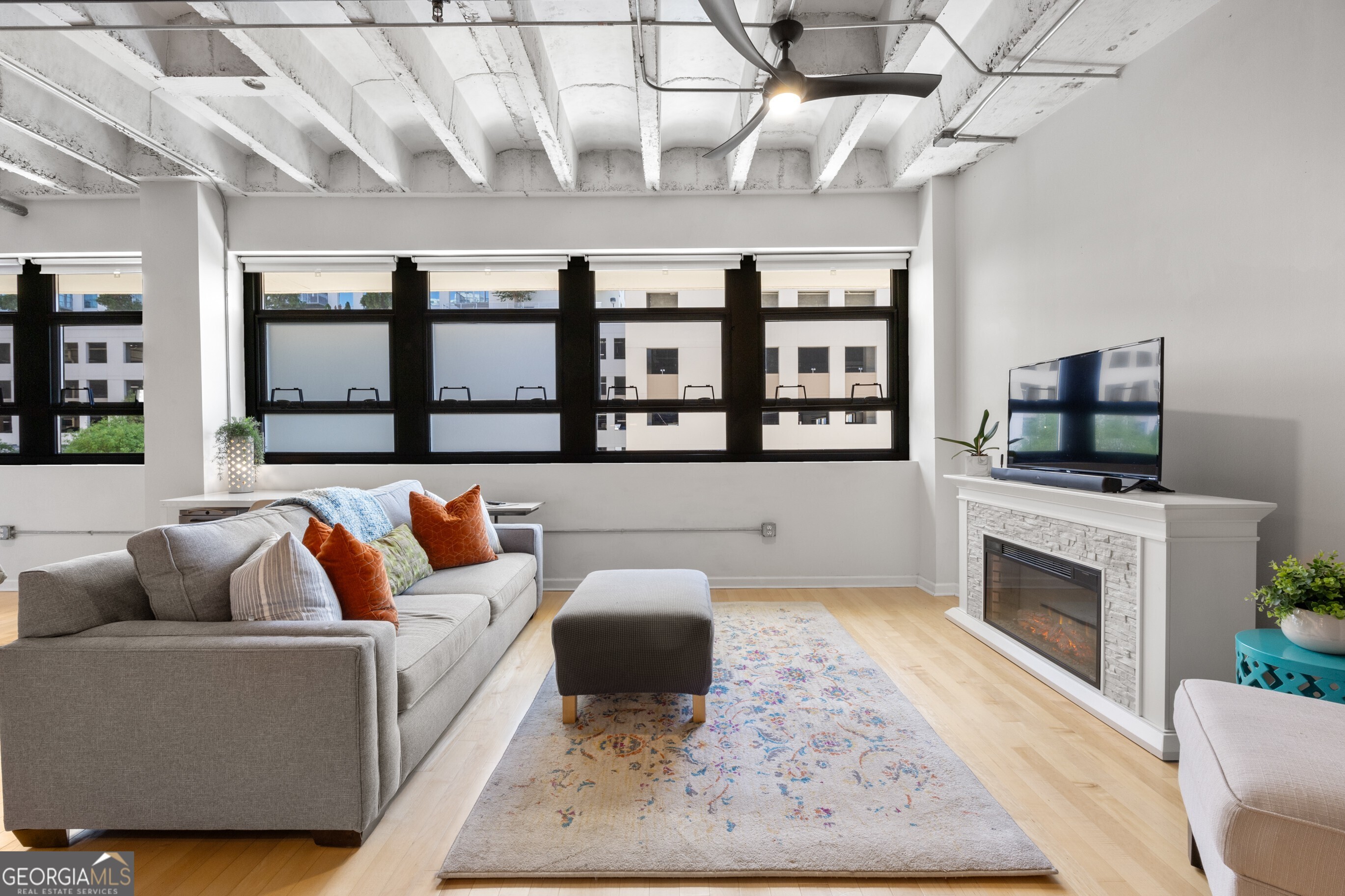 PEACHTREE LOFTS - Residential
