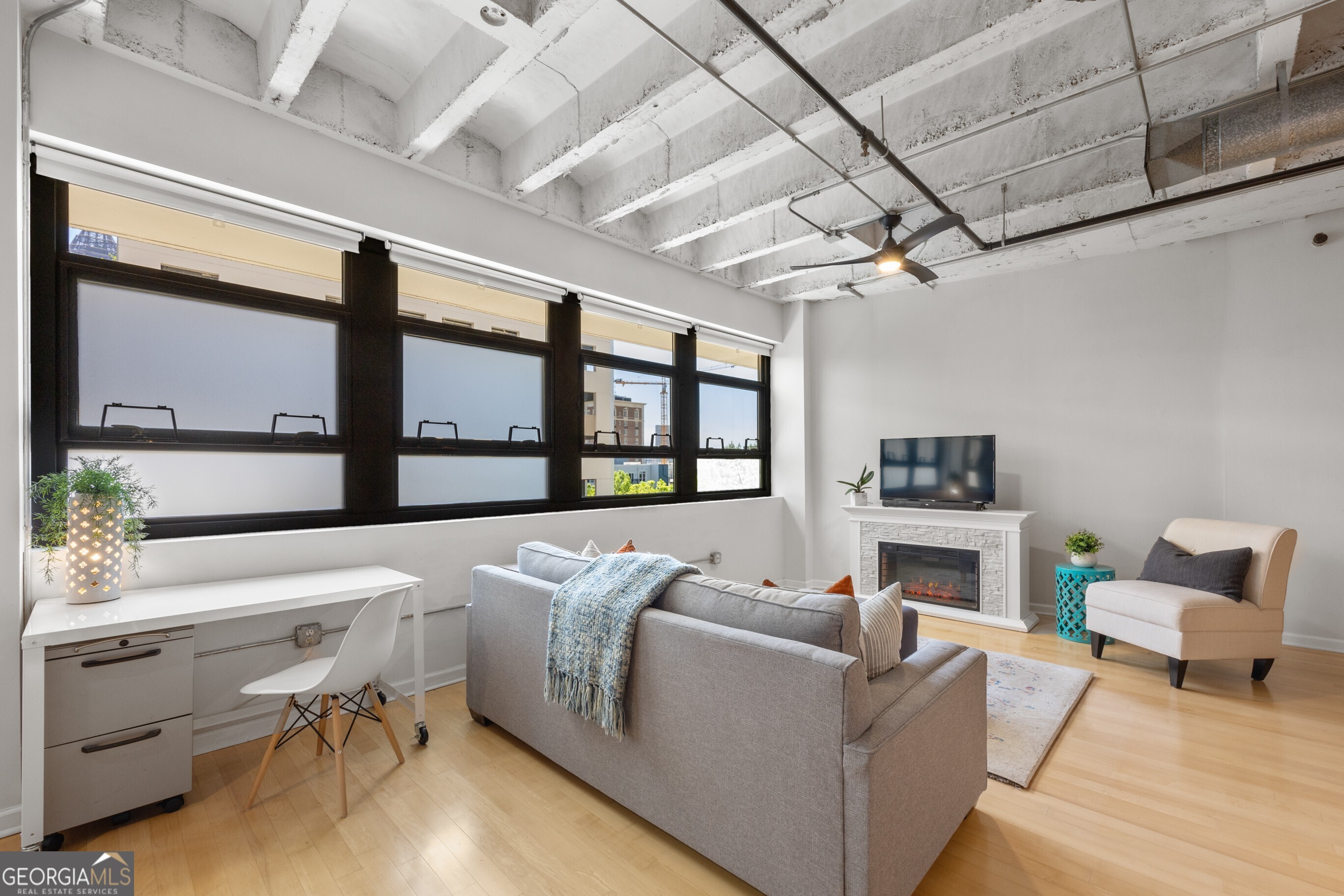 PEACHTREE LOFTS - Residential