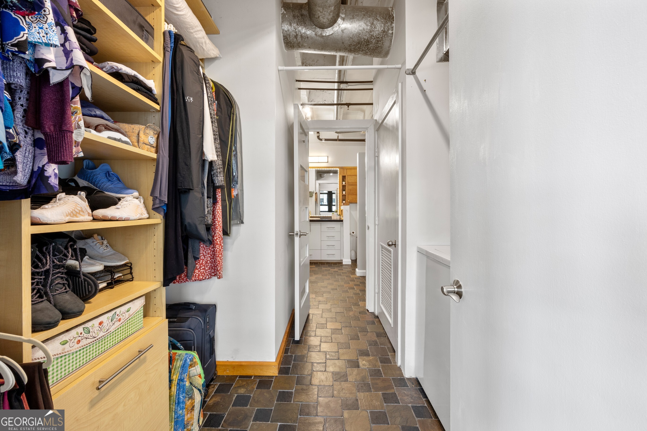 PEACHTREE LOFTS - Residential