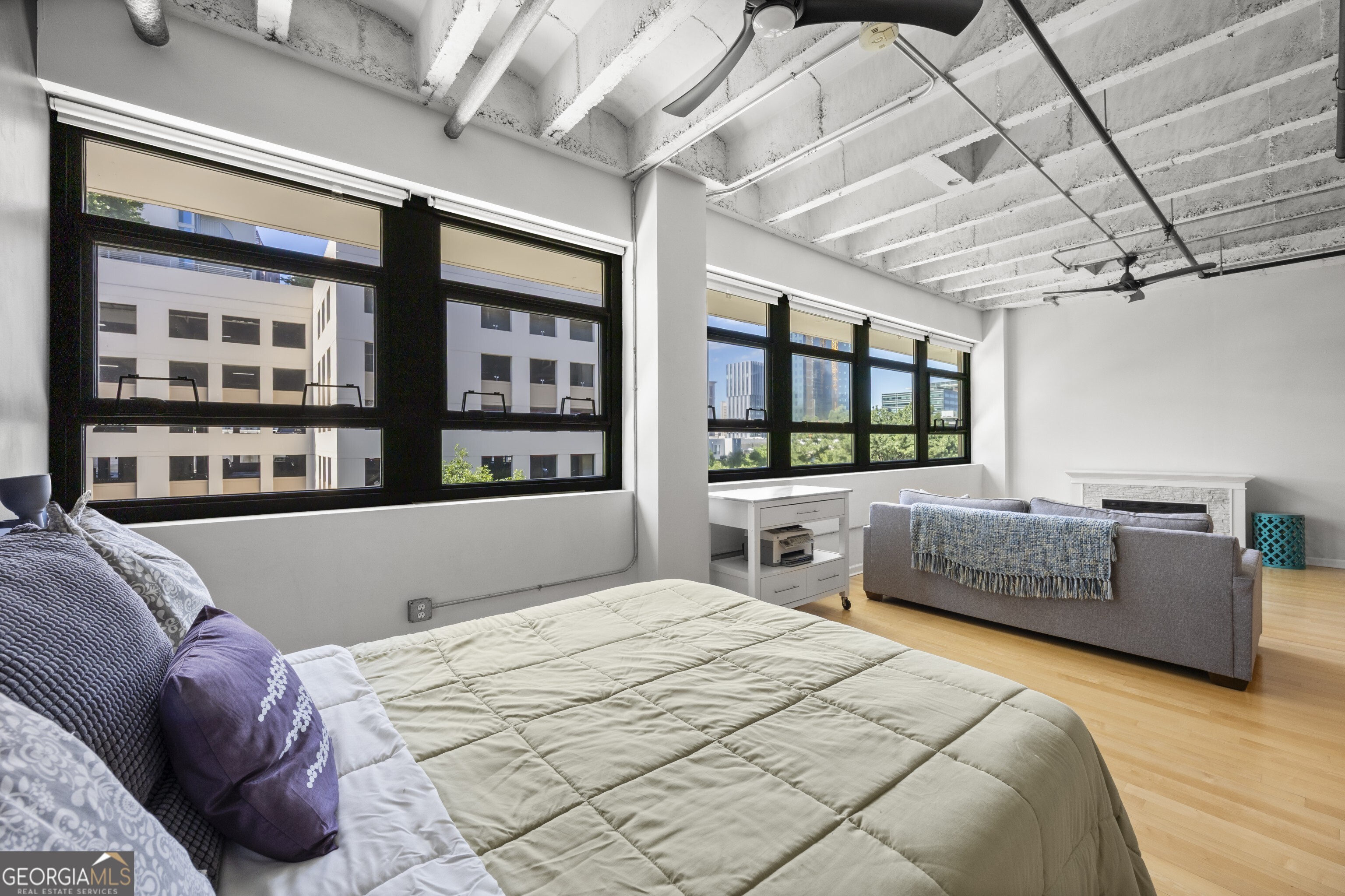 PEACHTREE LOFTS - Residential