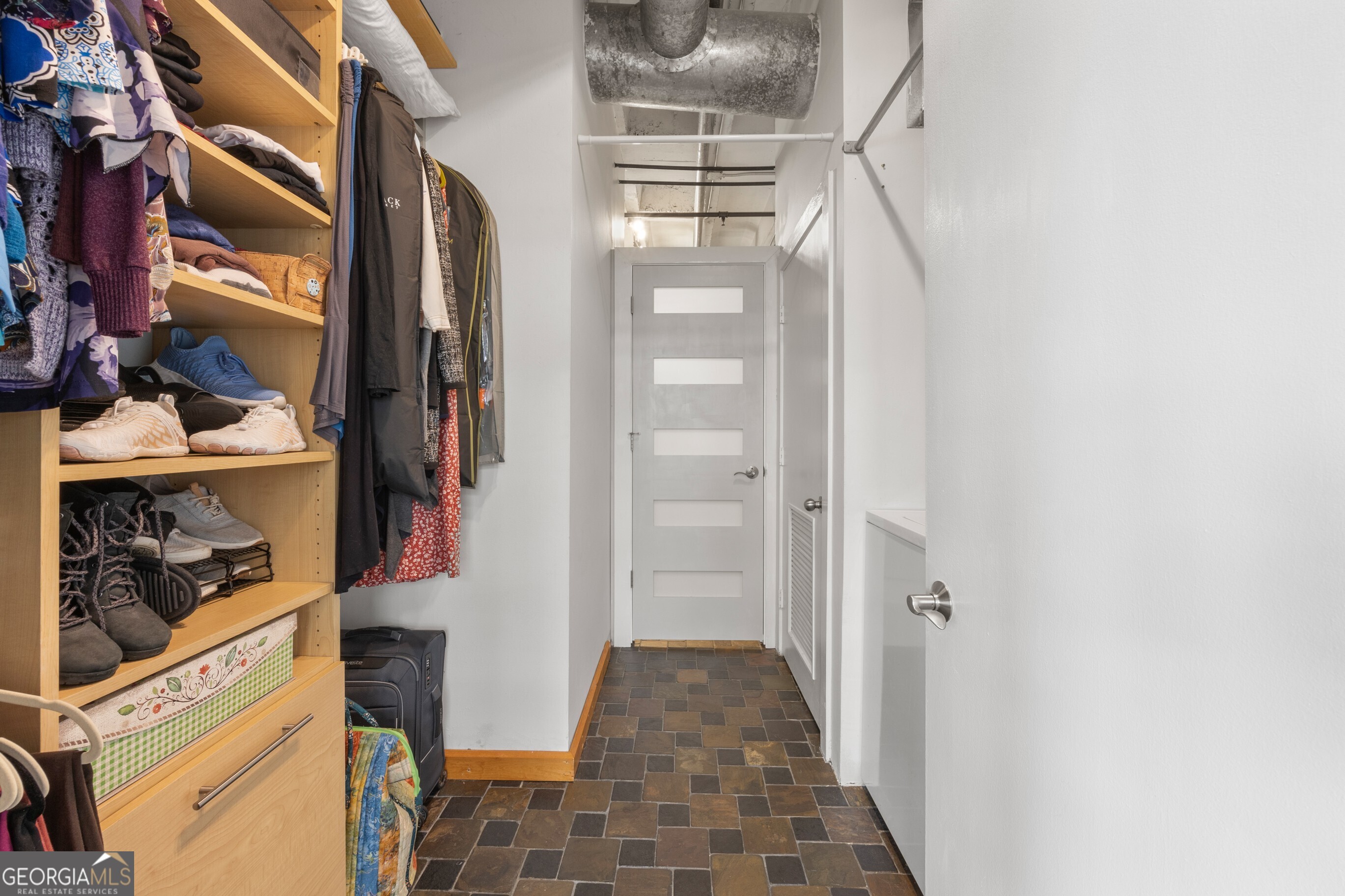 PEACHTREE LOFTS - Residential